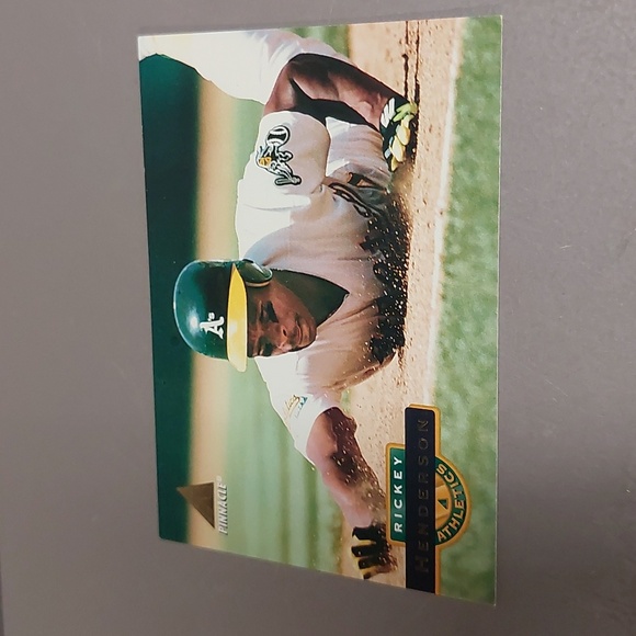 Set of 3 Rickey Henderson Trading Cards - Picture 2 of 8